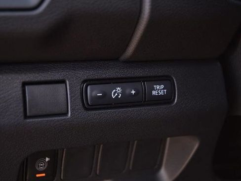 New 2026 Nissan Frontier S image 11