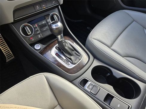 Used 2016 Audi Q3 2.0T Premium Plus w/ Technology Package image 31