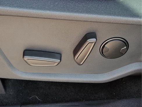 Used 2024 Ford Bronco Badlands image 13