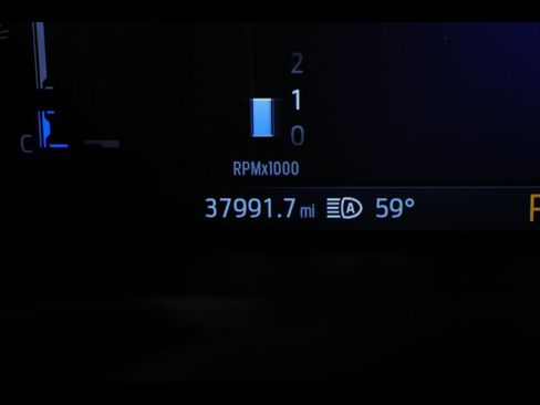 Used 2025 Ford Escape ST-Line FWD image 23