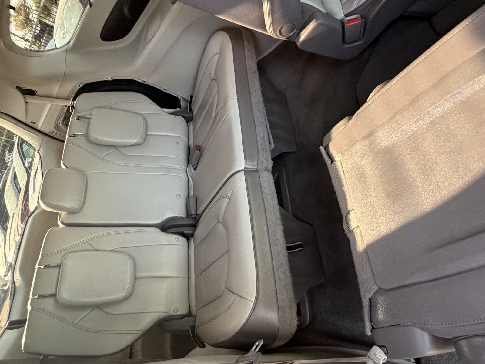 Used 2017 Chrysler Pacifica Touring-L FWD image 15