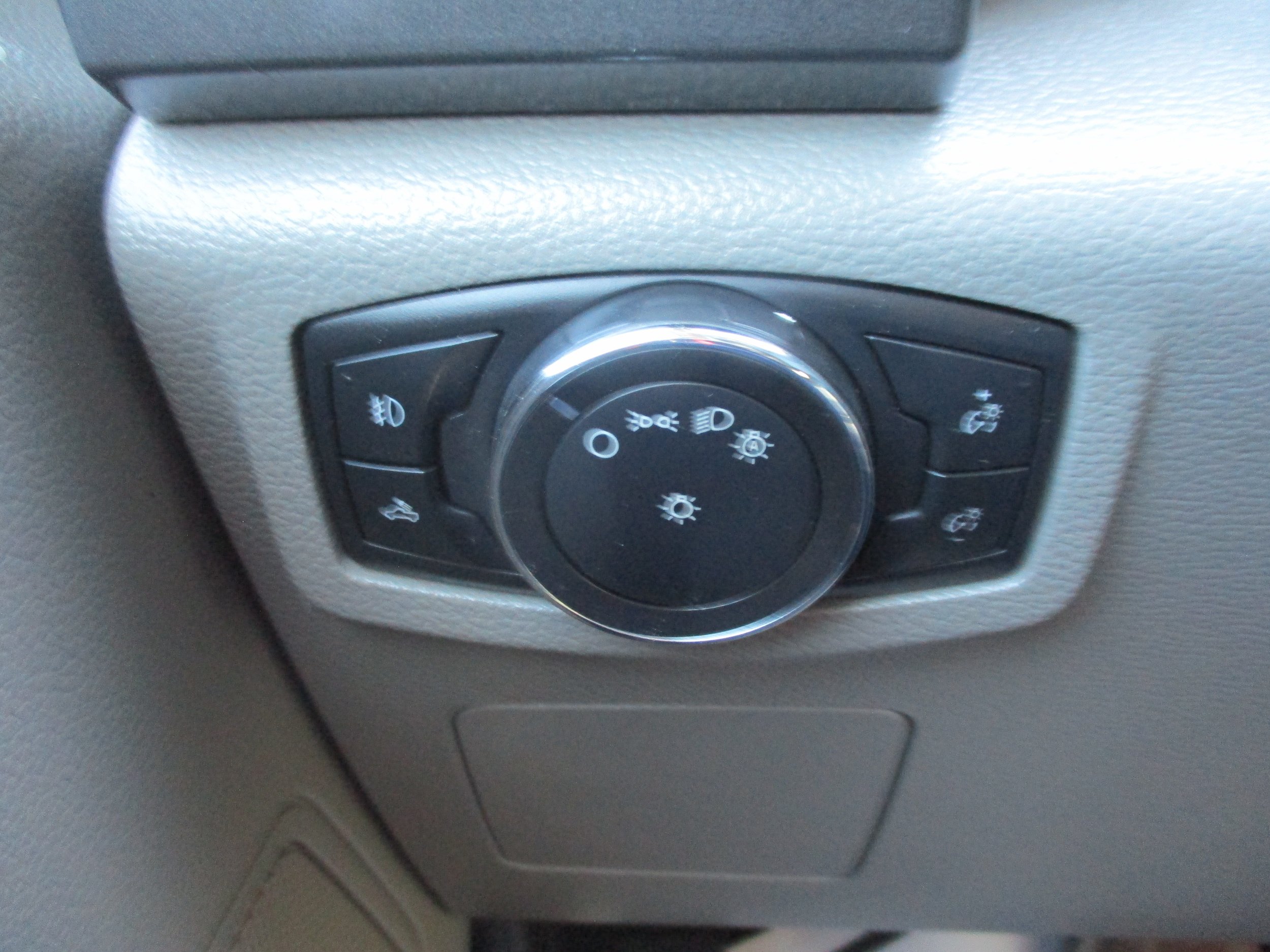 Used 2016 Ford F150 XLT AWD/4WD image 20