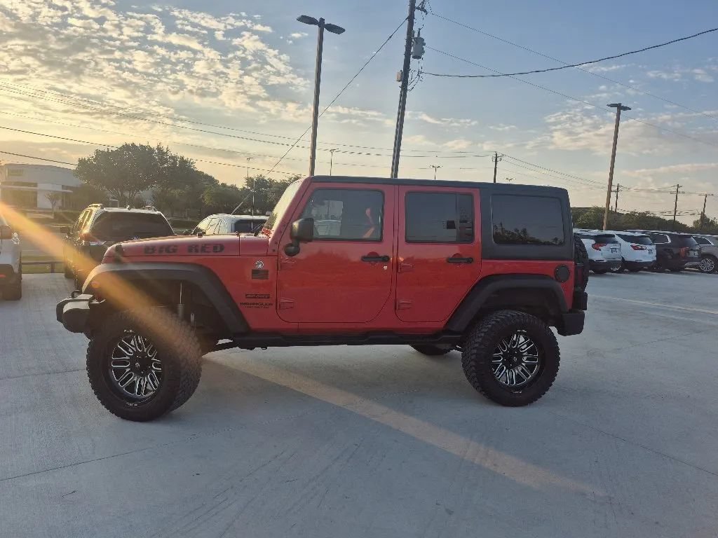 Used 2015 Jeep Wrangler Unlimited Sport w/ Quick Order Package 24S AWD/4WD image 2