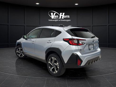 Used 2024 Subaru Crosstrek 2.0i Premium AWD/4WD image 5