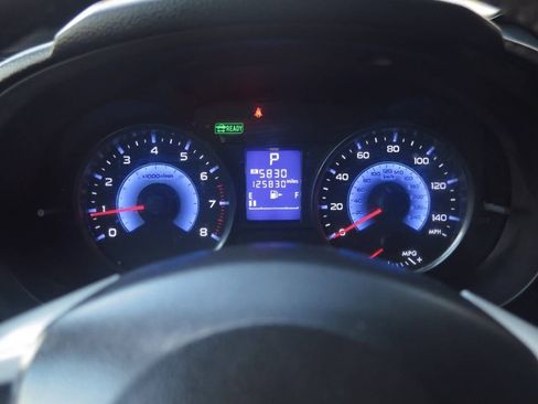 Used 2014 Subaru Crosstrek 2.0i Premium image 8