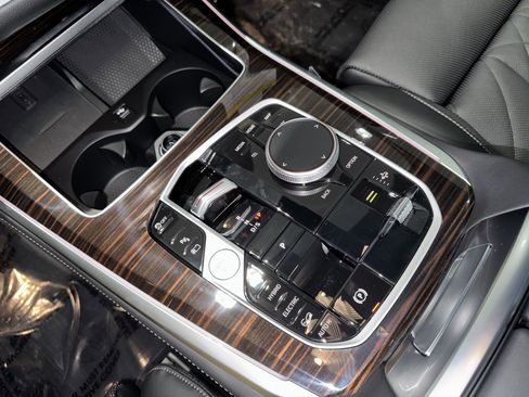 New 2026 BMW X5 xDrive50e image 20