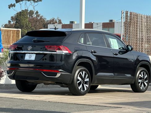 Certified 2020 Volkswagen Atlas Cross Sport S image 5