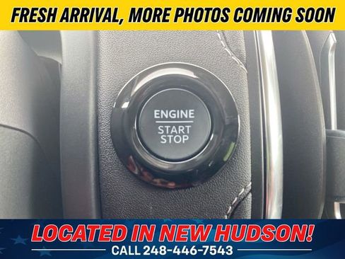 Used 2025 Ford Expedition Platinum image 17