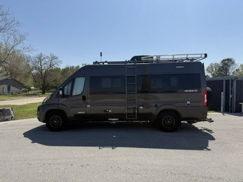 Used 2021 RAM ProMaster 3500 w/ Premium Appearance Group image 7