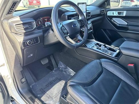 Used 2024 Ford Explorer ST w/ Equipment Group 401A image 11