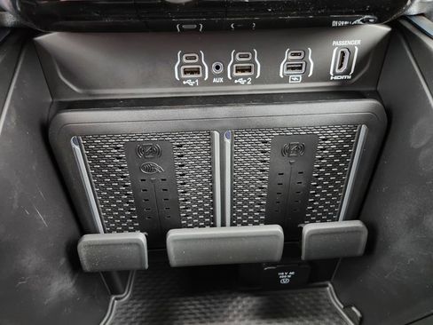 New 2025 RAM 1500 Laramie w/ Night Edition image 32