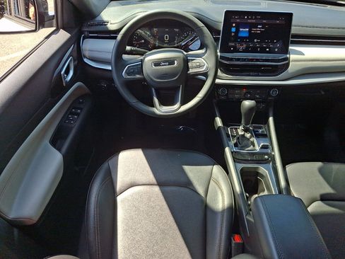 Used 2024 Jeep Compass Limited AWD/4WD image 21