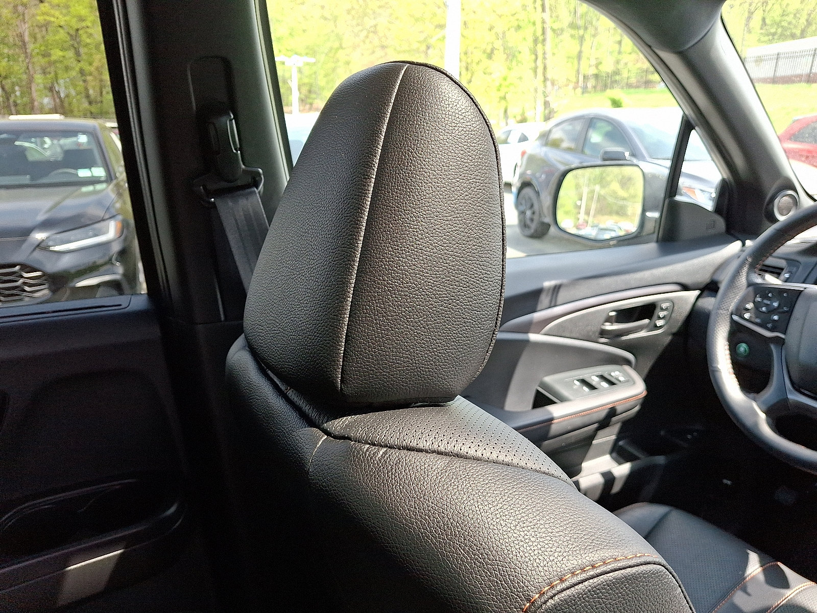 Used 2022 Honda Pilot TrailSport image 13