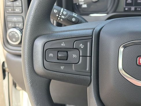 New 2026 GMC Sierra 1500 Pro AWD/4WD image 39