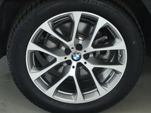 Used 2026 BMW X5 xDrive40i w/ Climate Comfort Package image 13