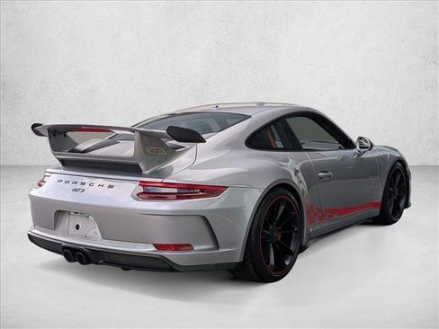 Used 2018 Porsche 911 GT3 RWD image 5