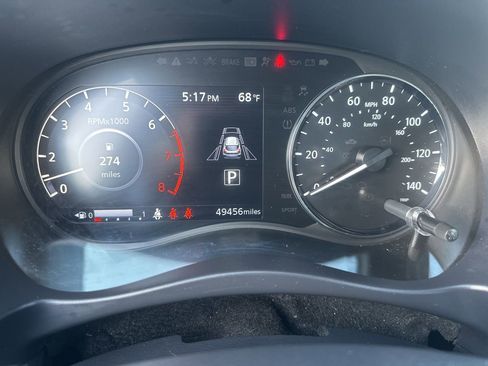Used 2024 Nissan Kicks SR FWD image 12