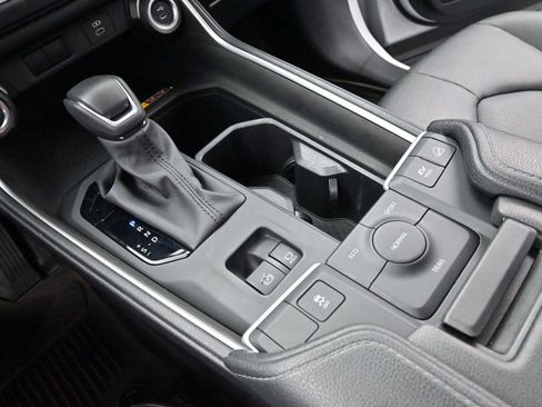 Used 2024 Toyota Grand Highlander XLE image 26