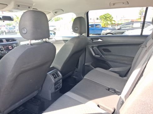 Used 2018 Volkswagen Tiguan S FWD image 20