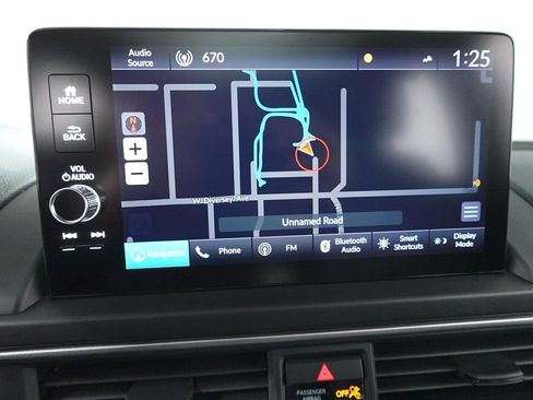 Used 2025 Honda Pilot Black Edition image 20