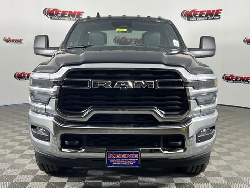 New 2025 RAM 2500 Tradesman w/ Chrome Appearance Group image 4