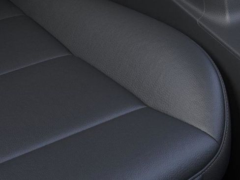 New 2026 GMC Canyon Elevation w/ Convenience Package image 31