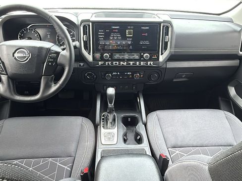 Used 2026 Nissan Frontier SV w/ SV Convenience Package AWD/4WD image 16