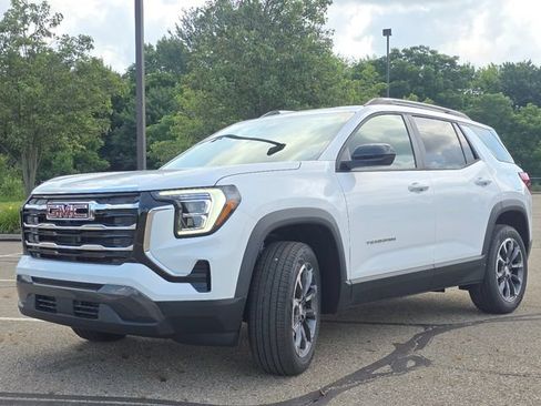 New 2027 GMC Terrain Elevation w/ Elevation Premium Package AWD/4WD image 12
