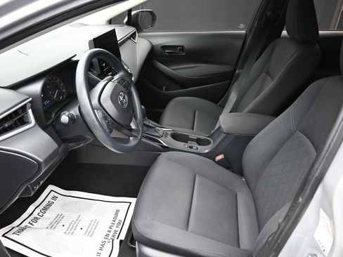 Used 2023 Toyota Corolla LE FWD image 11