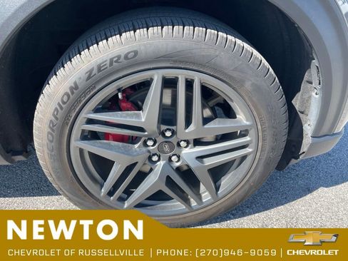 Used 2025 Ford Explorer ST-Line w/ ST-Line Street Pack AWD/4WD image 44
