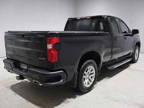 Used 2021 Chevrolet Silverado 1500 RST image 2