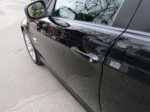 Used 2011 BMW 328i xDrive Sedan image 9