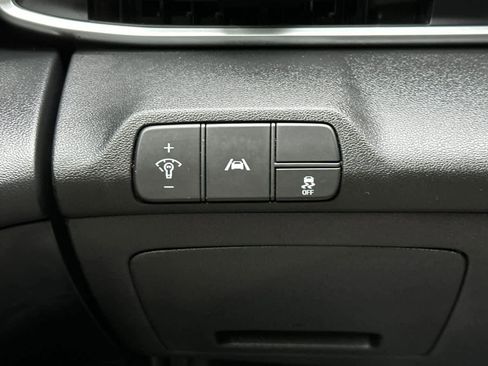 Used 2021 Hyundai Elantra SEL w/ Convenience Package image 28