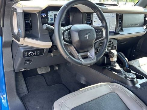 Used 2022 Ford Bronco Wildtrak AWD/4WD image 17
