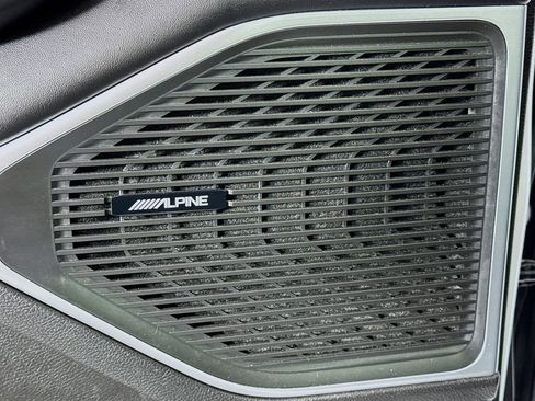 Used 2023 Jeep Wagoneer Series III w/ Preferred Equipment Group image 22