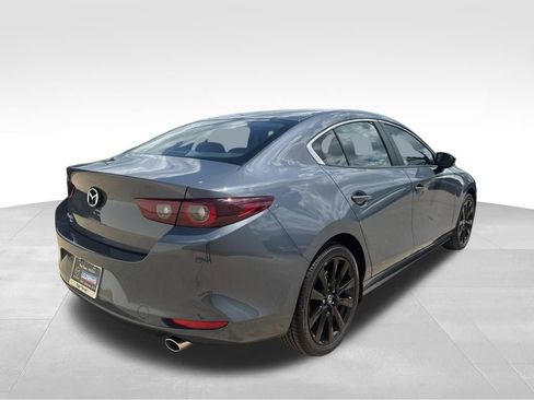 Used 2026 MAZDA MAZDA3 Carbon AWD/4WD image 5
