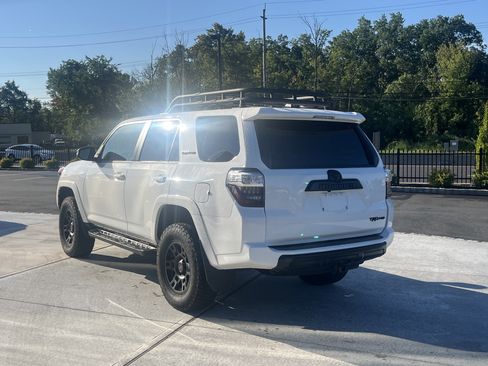 Used 2024 Toyota 4Runner TRD Pro AWD/4WD image 4