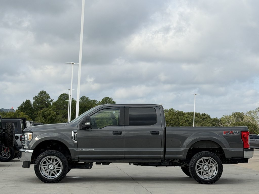 Used 2018 Ford F250 XL w/ STX Appearance Package AWD/4WD image 3