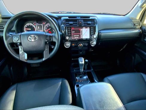 Used 2022 Toyota 4Runner TRD Off-Road Premium w/ Moonroof Package AWD/4WD image 16