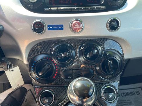 Used 2013 FIAT 500 Sport image 20