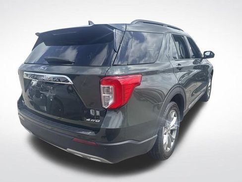 Certified 2023 Ford Explorer XLT w/ Equipment Group 202A AWD/4WD image 9