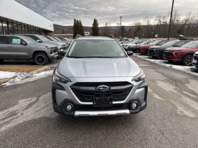 Used 2023 Subaru Outback Limited AWD/4WD image 6