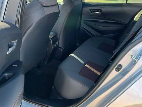 Used 2025 Toyota Corolla SE image 19