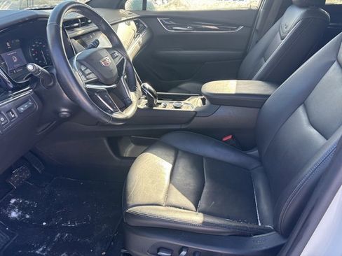 Used 2020 Cadillac XT5 Premium Luxury image 9