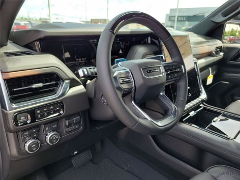 New 2026 GMC Yukon Denali w/ Denali Reserve Package AWD/4WD image 20