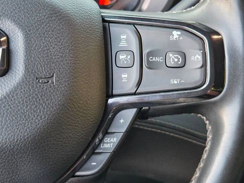 Used 2024 RAM 3500 Limited AWD/4WD image 23