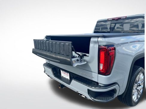 Used 2025 GMC Sierra 1500 Denali w/ Denali Reserve Package image 8