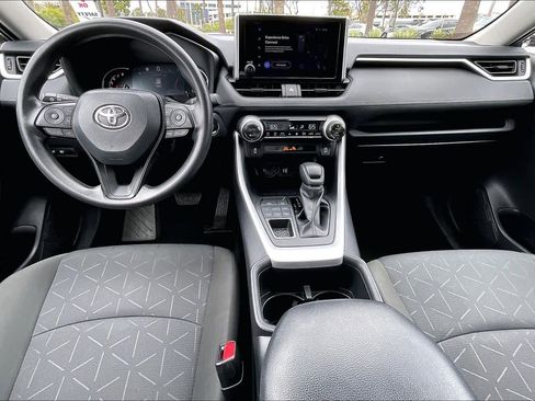 Used 2024 Toyota RAV4 XLE AWD/4WD image 14