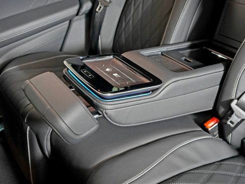 New 2026 Mercedes-Benz Maybach GLS 600 Maybach GLS 600 image 35