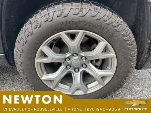 Used 2022 Jeep Wagoneer Series II RWD image 26